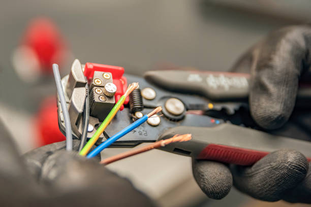 Best Circuit Breaker Repair  in Robertsville, NJ